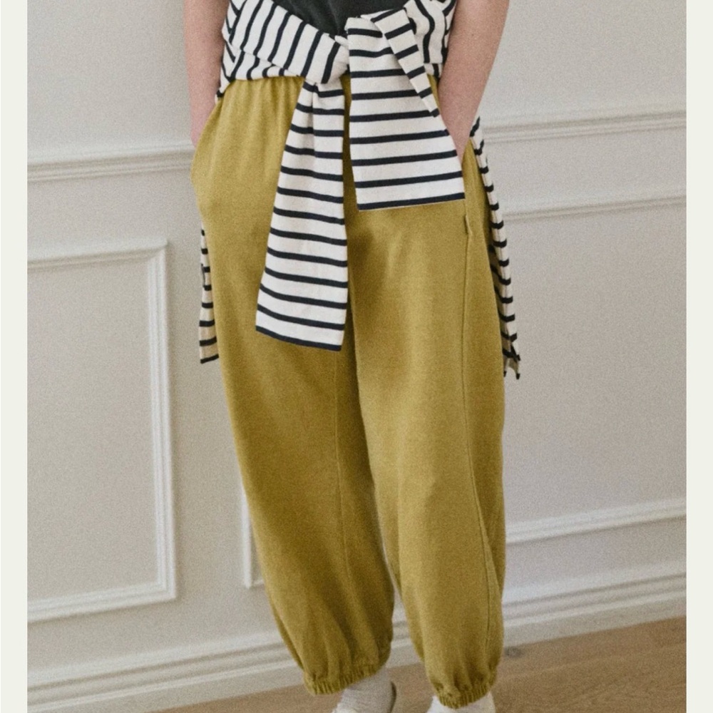 Le Bon Shoppe Balloon sweat pant ochre size m